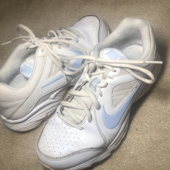Nike View Three - Worn - Blue 💙🤍 - Picture 5 of 14